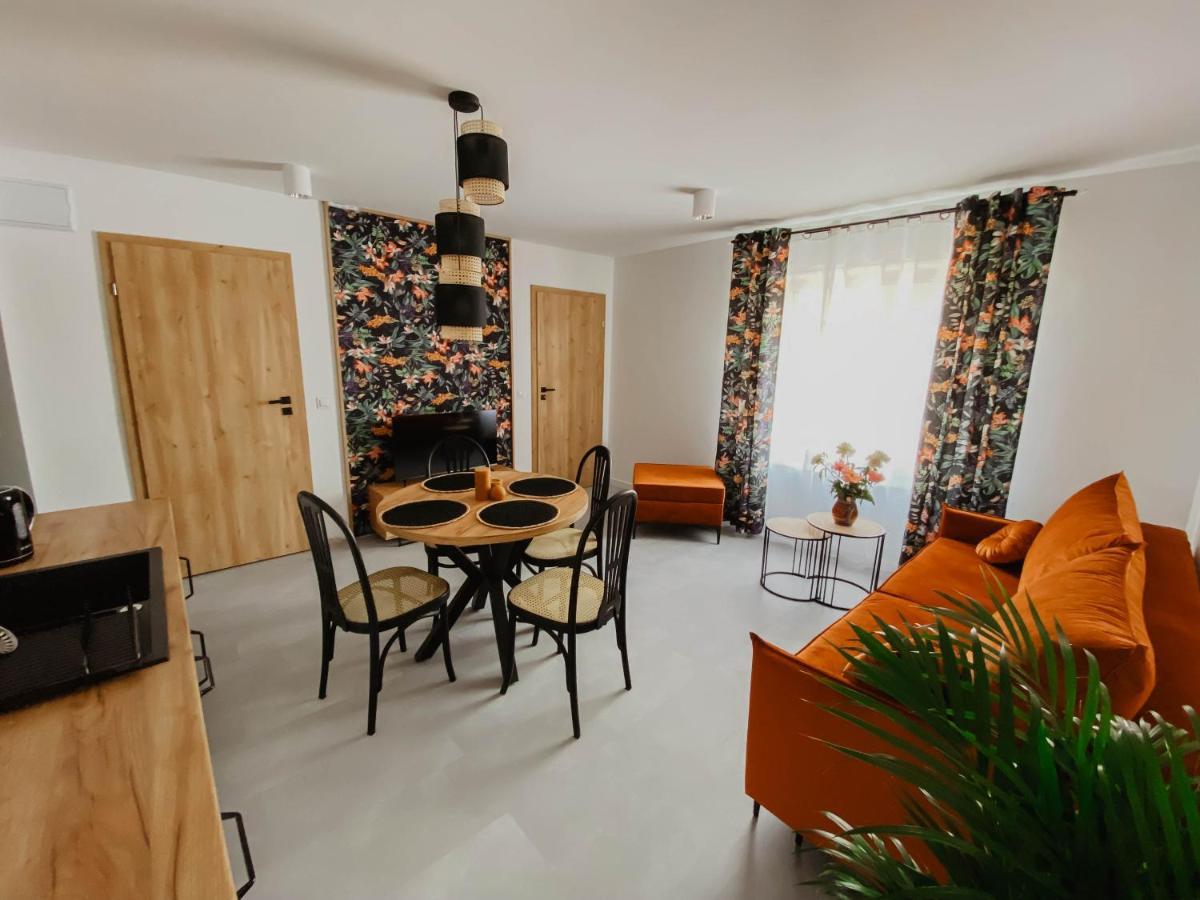Ferienwohnung Cztery Pory Roku Wiele Exterior foto