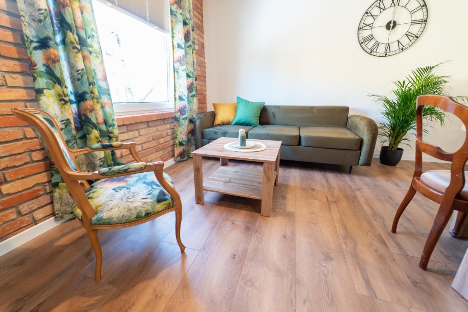 Ferienwohnung Cztery Pory Roku Wiele Exterior foto